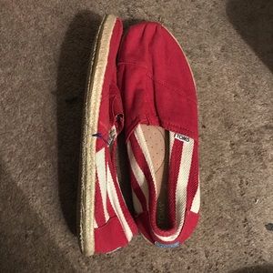 SALE Men’s TOMS